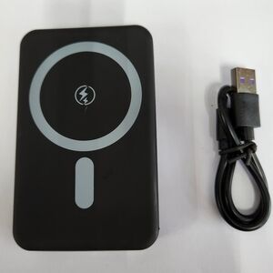 Mini Ultra Slim phone charger